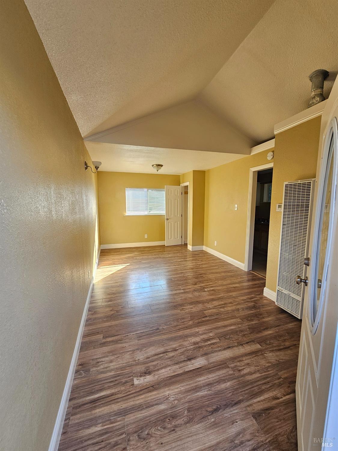 Detail Gallery Image 20 of 30 For 97 Cypress Ave, Vallejo,  CA 94590 - 3 Beds | 2 Baths