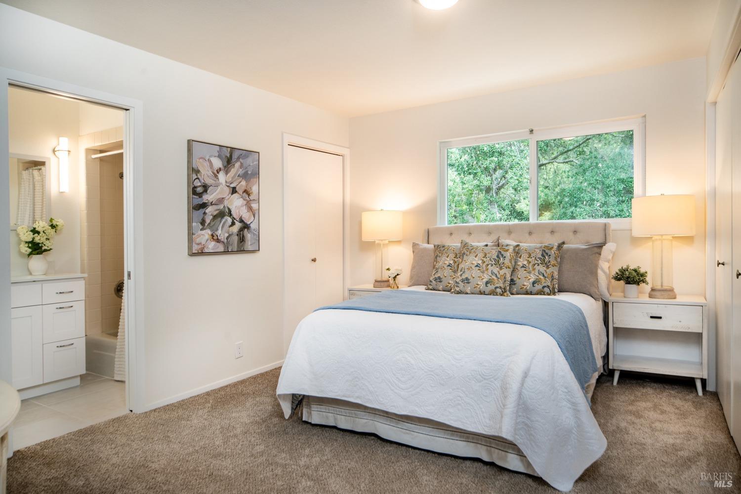 Detail Gallery Image 16 of 60 For 622 Sparkes Rd, Sebastopol,  CA 95472 - 3 Beds | 2/1 Baths