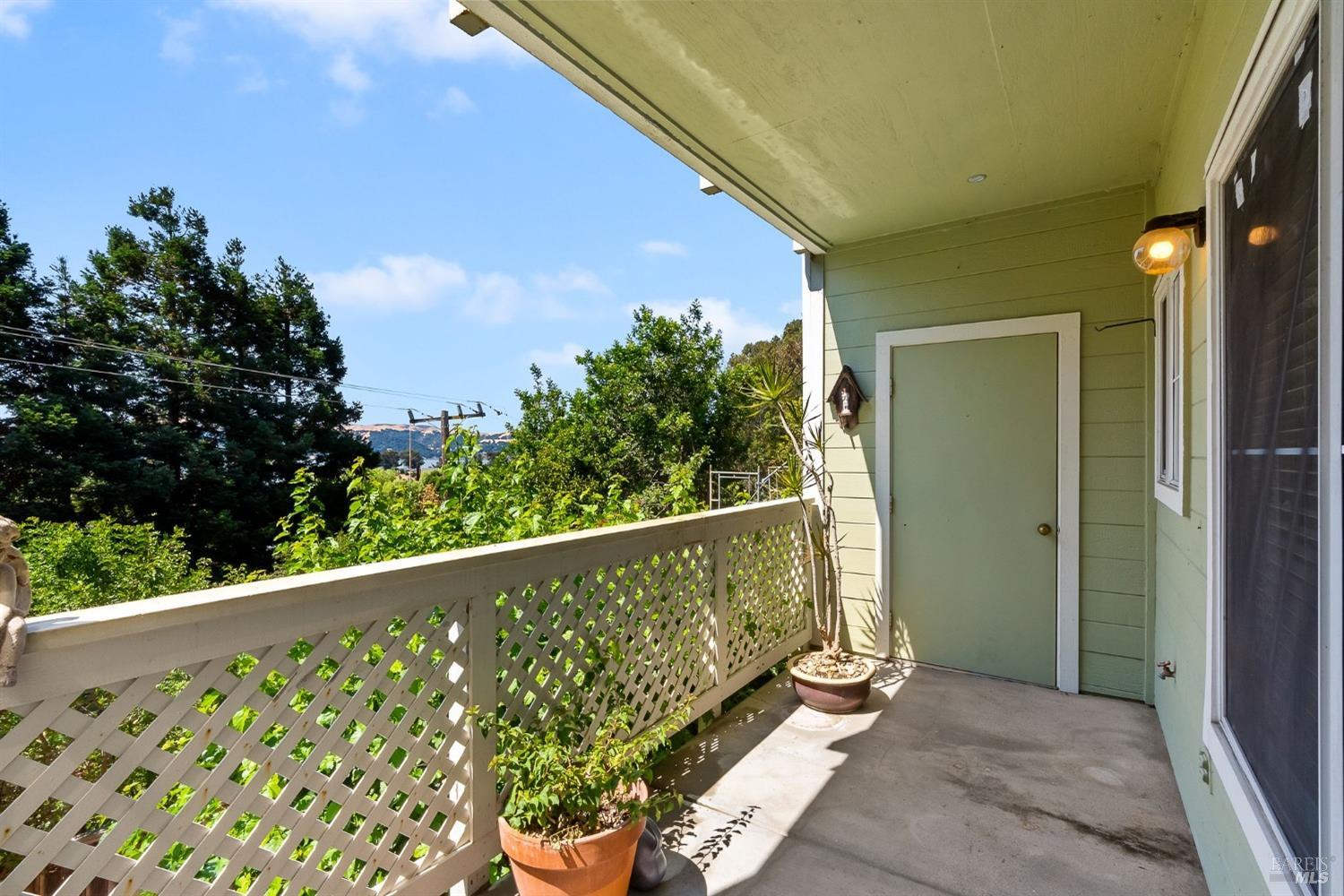 Detail Gallery Image 27 of 34 For 735 Buchanan St #114,  Benicia,  CA 94510 - 2 Beds | 2 Baths