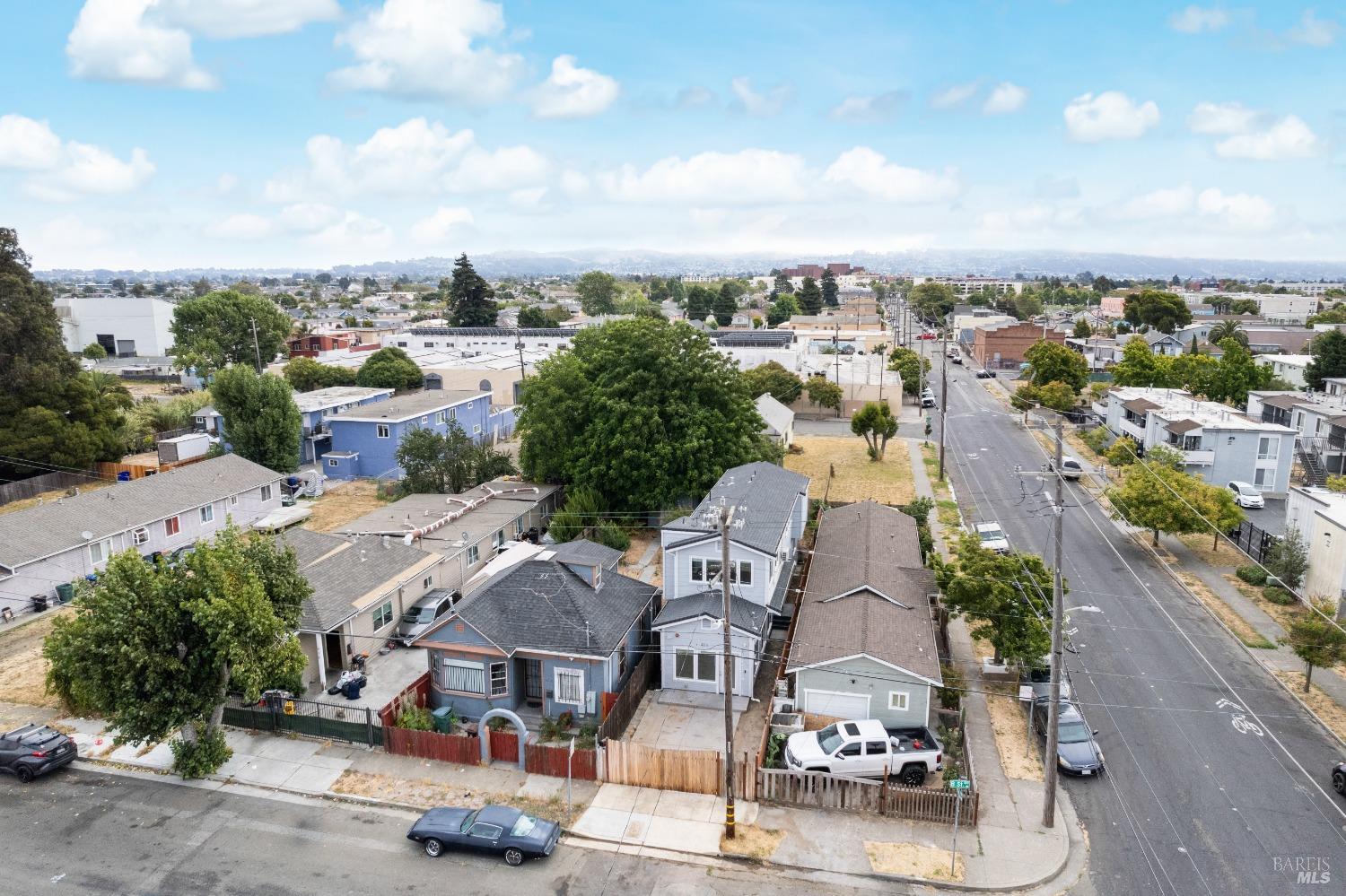 Detail Gallery Image 35 of 39 For 406 B St, Richmond,  CA 94801 - 3 Beds | 1/1 Baths