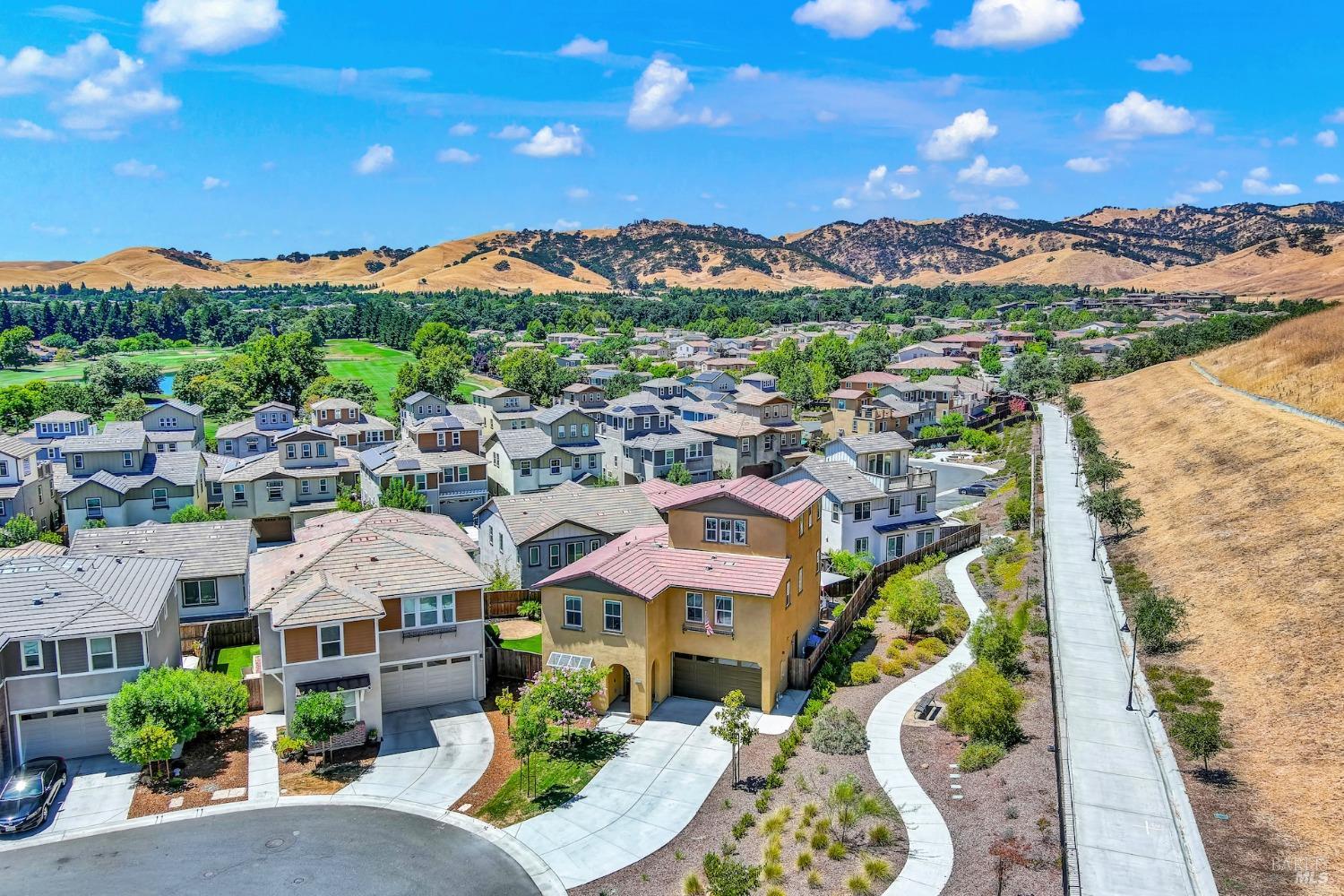 Detail Gallery Image 3 of 64 For 4471 Cancun Ct, Fairfield,  CA 94533 - 4 Beds | 3 Baths