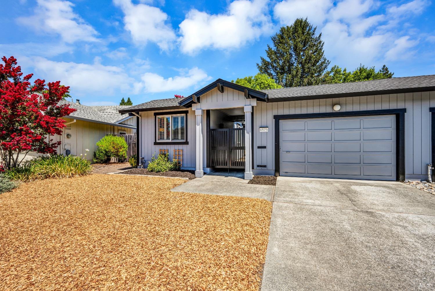 Detail Gallery Image 1 of 1 For 6575 Stonecroft Ter, Santa Rosa,  CA 95409 - 2 Beds | 2 Baths