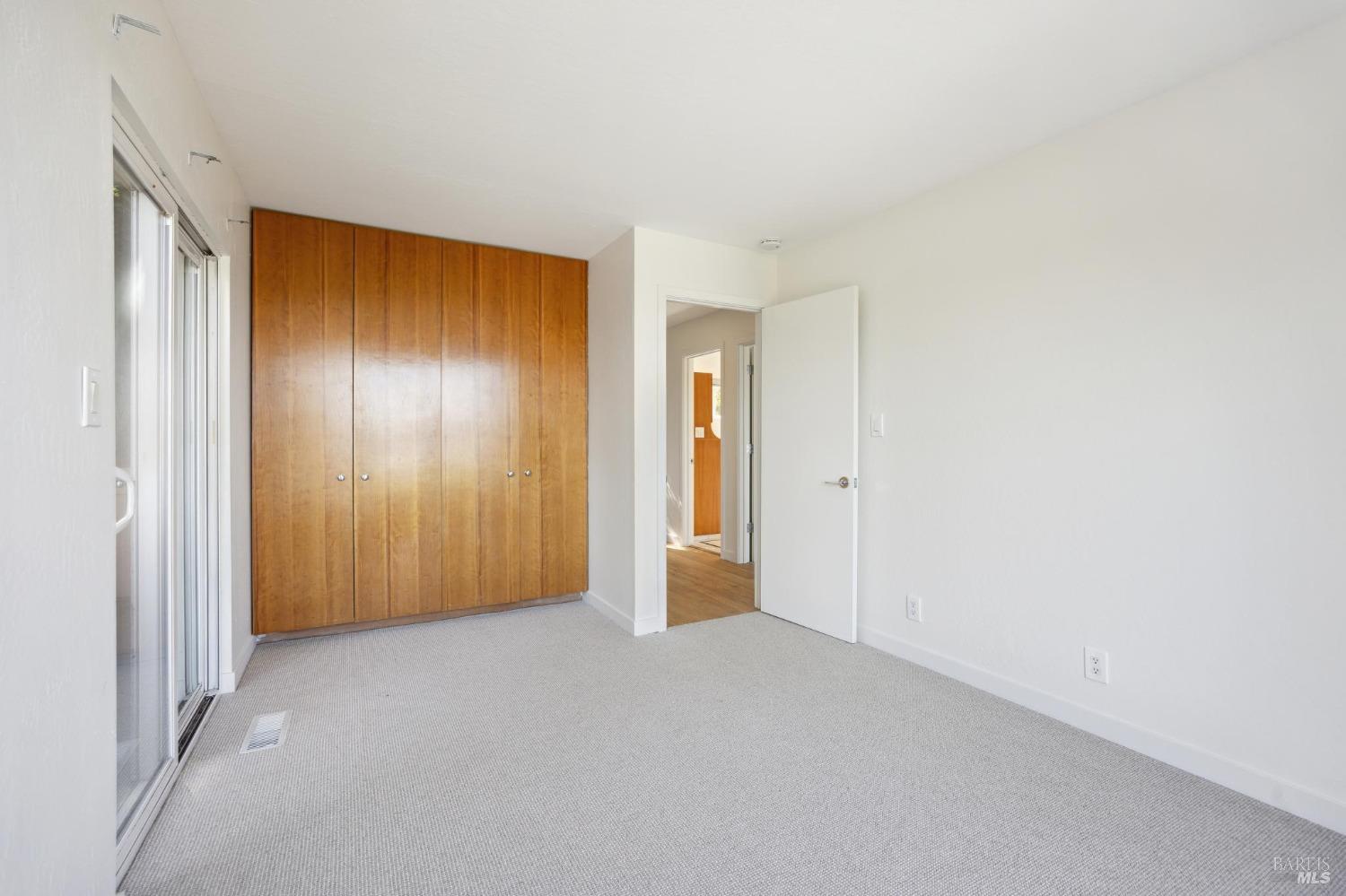 Detail Gallery Image 28 of 45 For 109 Filbert Ave #B,  Sausalito,  CA 94965 - 2 Beds | 2 Baths