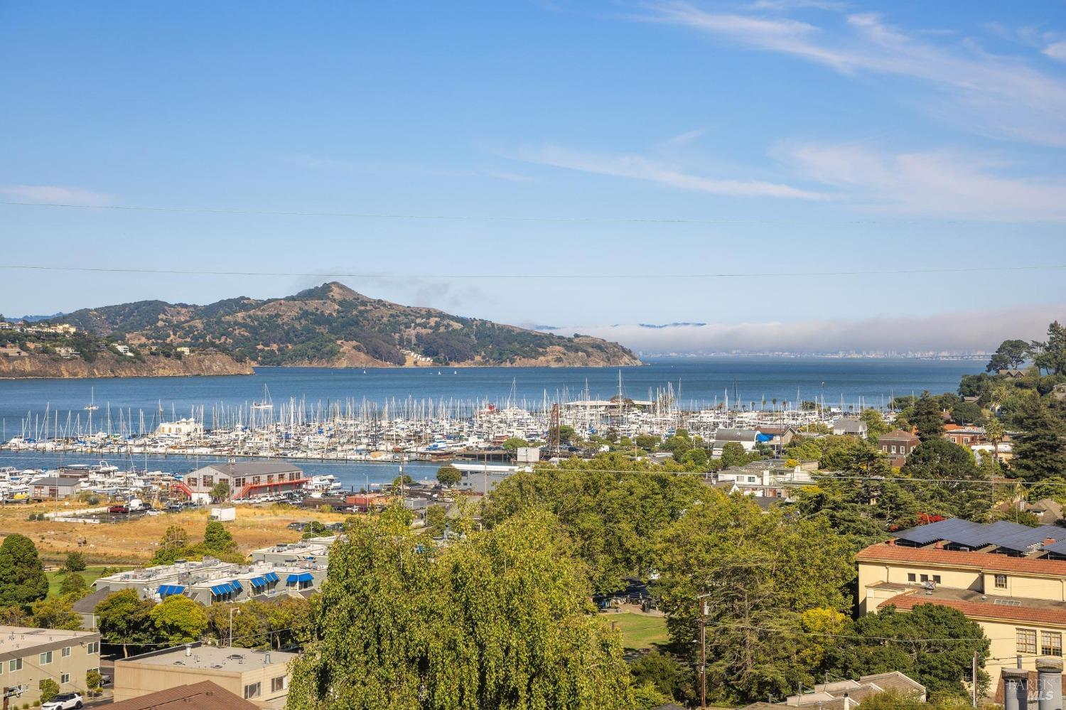 Detail Gallery Image 44 of 45 For 109 Filbert Ave #B,  Sausalito,  CA 94965 - 2 Beds | 2 Baths