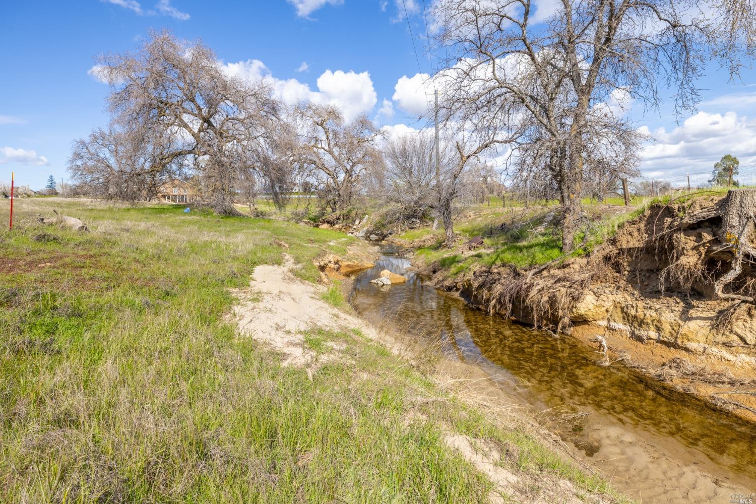 Detail Gallery Image 12 of 39 For 5 English Creek Ln, Vacaville,  CA 95688 - – Beds | – Baths