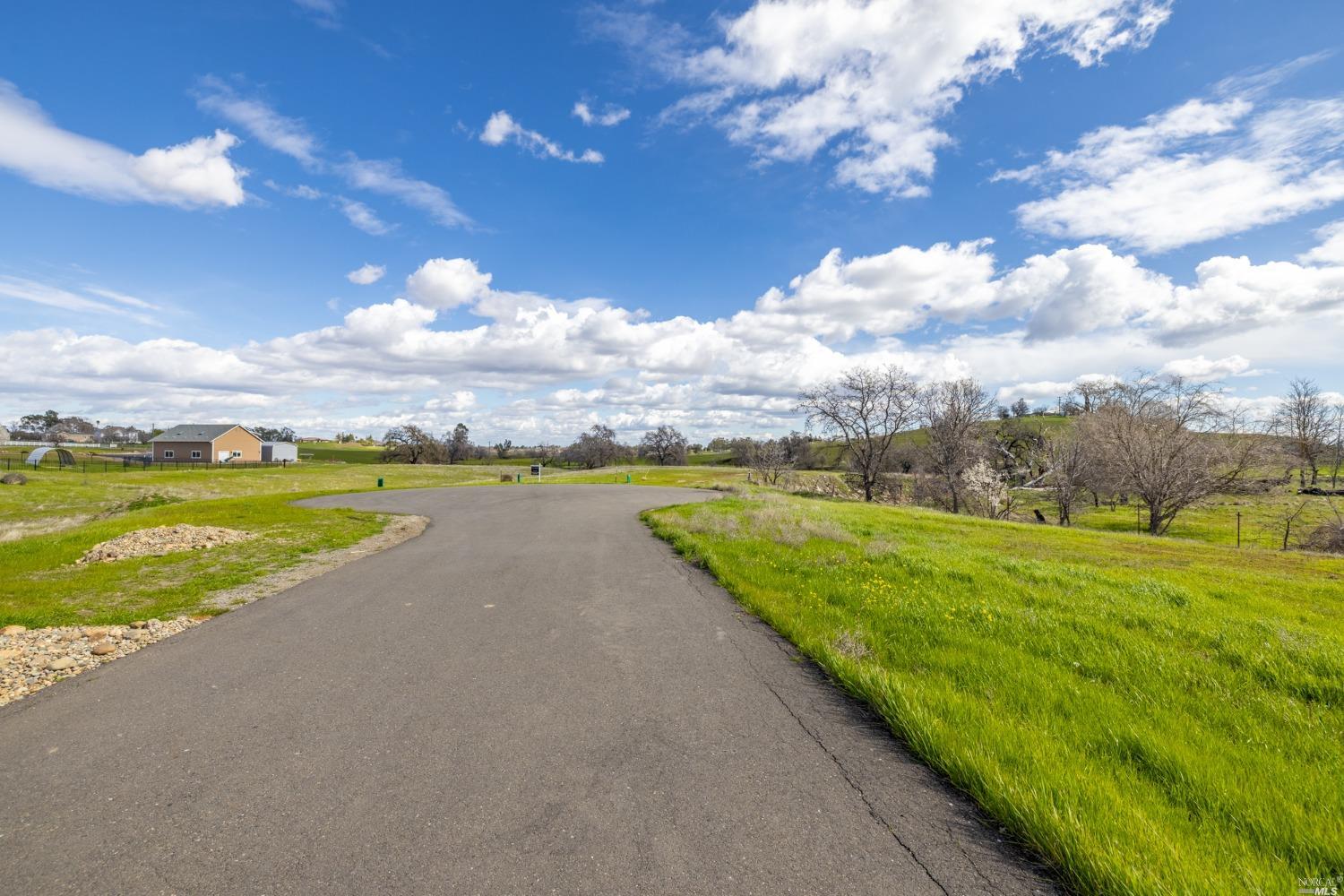 Detail Gallery Image 20 of 40 For 6 English Creek Ln, Vacaville,  CA 95688 - – Beds | – Baths