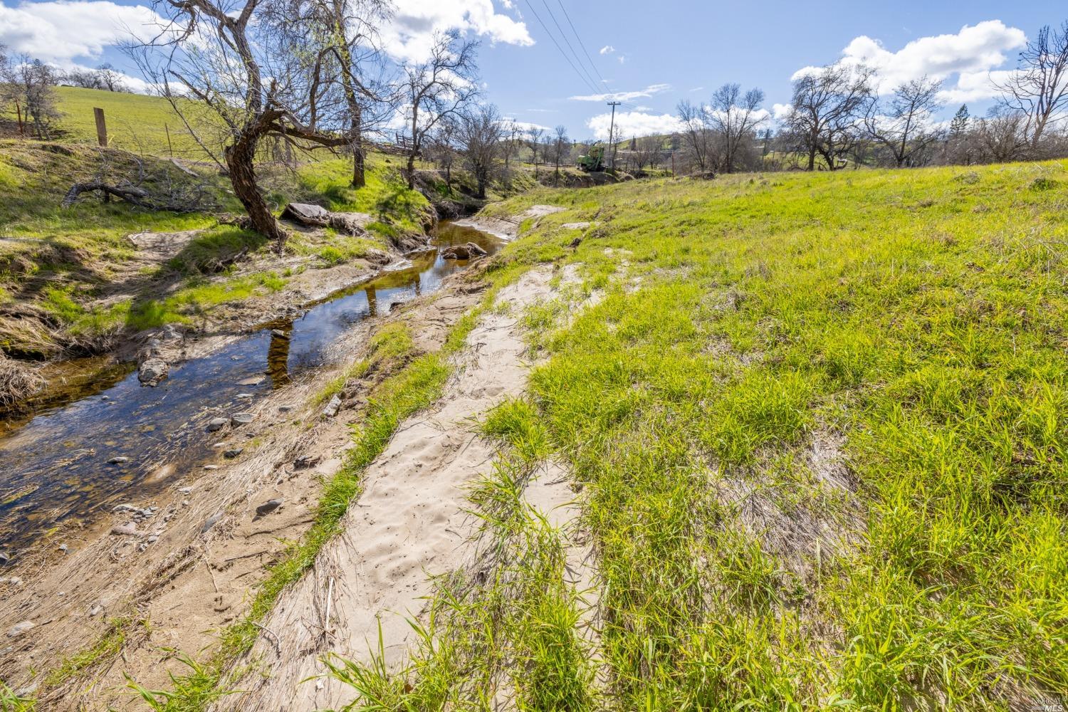 Detail Gallery Image 14 of 39 For 5 English Creek Ln, Vacaville,  CA 95688 - – Beds | – Baths