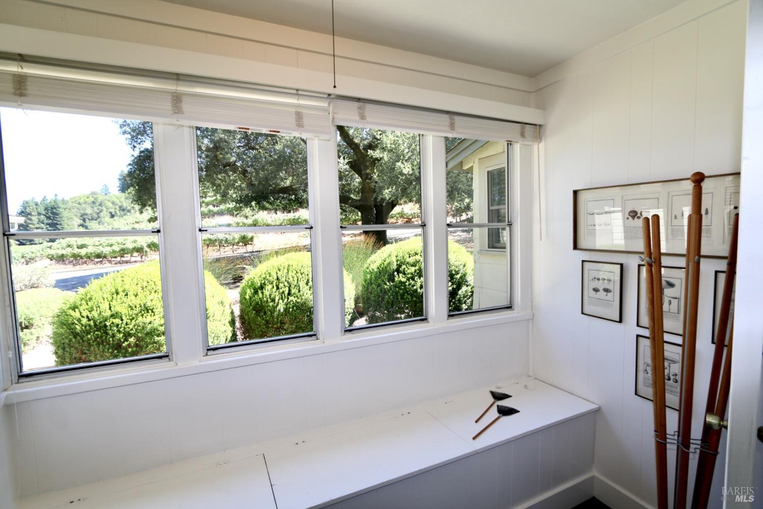 Detail Gallery Image 25 of 42 For 1201 Rogers Ln, Healdsburg,  CA 95448 - 3 Beds | 2 Baths