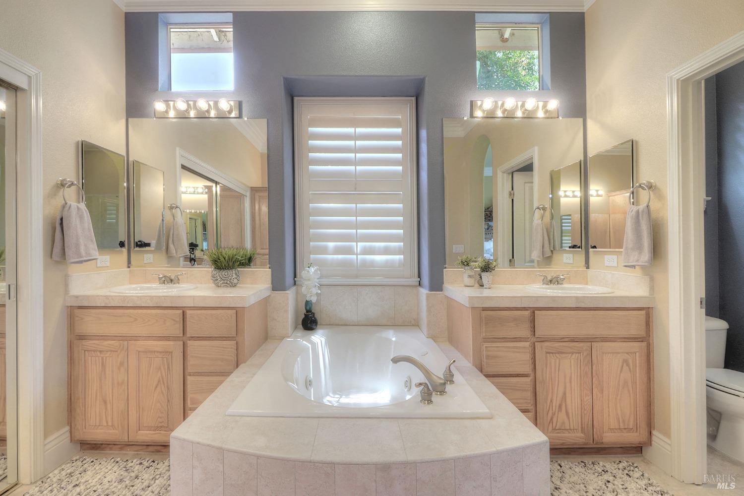 Detail Gallery Image 36 of 99 For 321 Spyglass Dr, Rio Vista,  CA 94571 - 2 Beds | 2/1 Baths