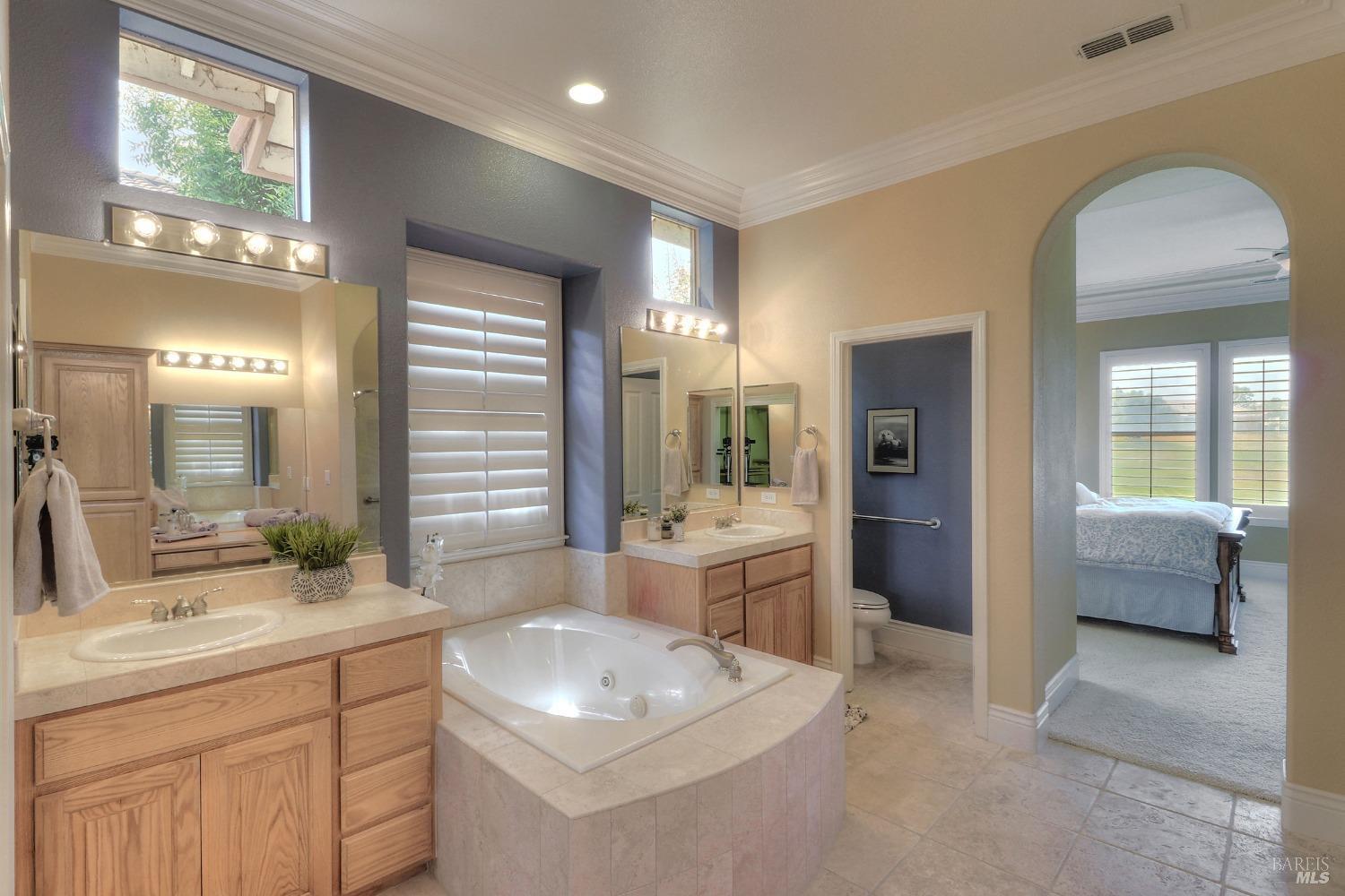 Detail Gallery Image 35 of 99 For 321 Spyglass Dr, Rio Vista,  CA 94571 - 2 Beds | 2/1 Baths