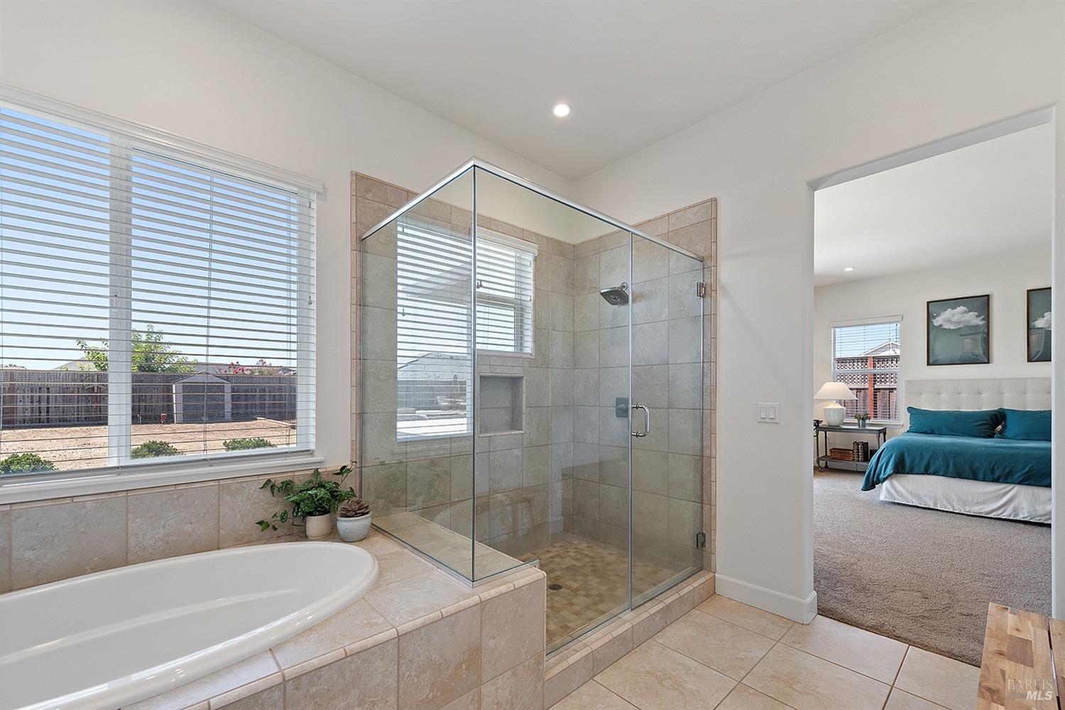 Detail Gallery Image 21 of 39 For 114 Oxford Ct, Santa Rosa,  CA 95403 - 3 Beds | 2 Baths