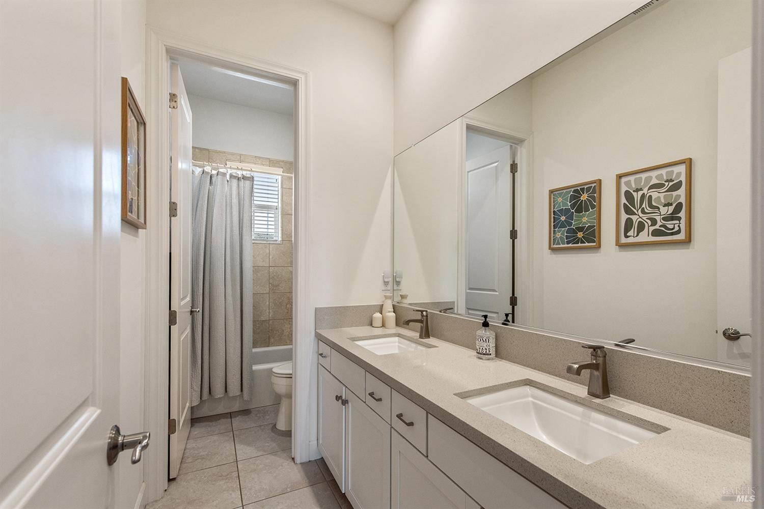 Detail Gallery Image 27 of 39 For 114 Oxford Ct, Santa Rosa,  CA 95403 - 3 Beds | 2 Baths