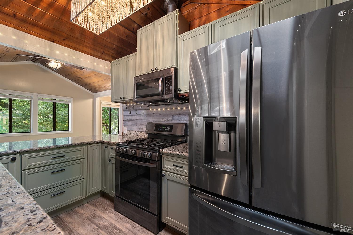 Detail Gallery Image 30 of 62 For 14291 Laurel Rd, Guerneville,  CA 95446 - 2 Beds | 2/1 Baths