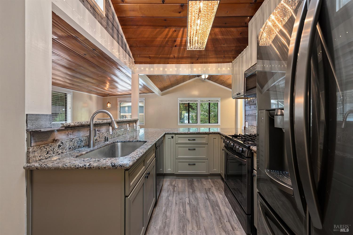 Detail Gallery Image 31 of 62 For 14291 Laurel Rd, Guerneville,  CA 95446 - 2 Beds | 2/1 Baths