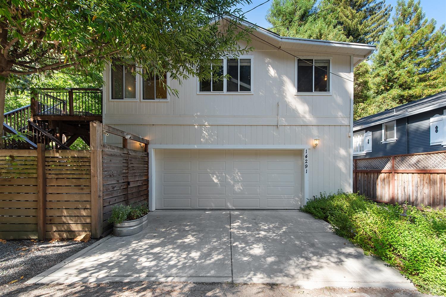 Detail Gallery Image 9 of 62 For 14291 Laurel Rd, Guerneville,  CA 95446 - 2 Beds | 2/1 Baths