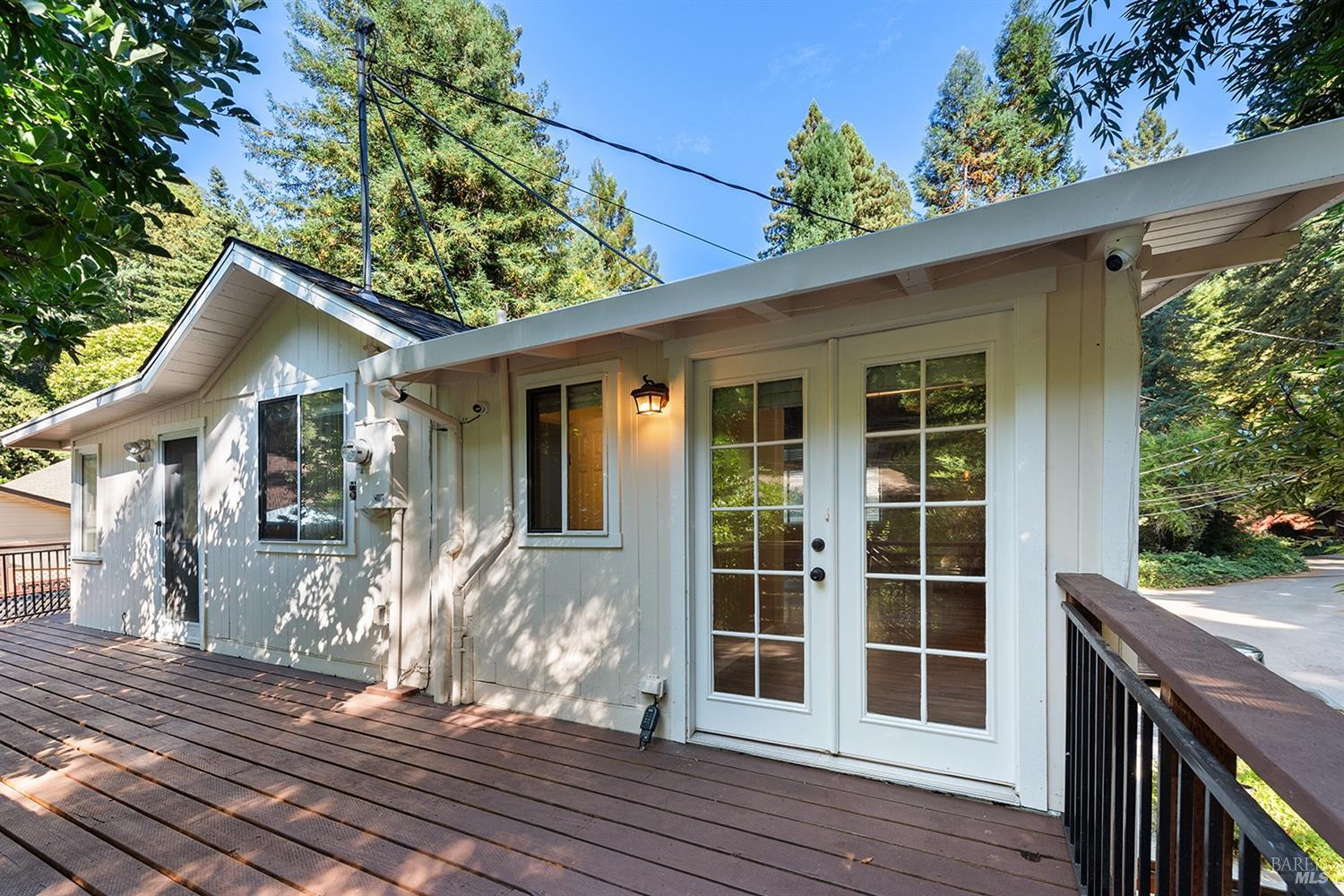 Detail Gallery Image 18 of 62 For 14291 Laurel Rd, Guerneville,  CA 95446 - 2 Beds | 2/1 Baths