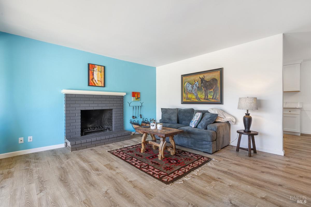 Detail Gallery Image 9 of 38 For 411 Las Casitas Unkn a,  Santa Rosa,  CA 95403 - 2 Beds | 2 Baths