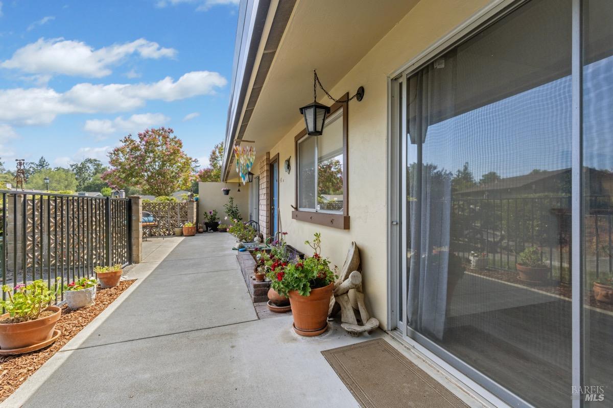 Detail Gallery Image 31 of 38 For 411 Las Casitas Unkn a,  Santa Rosa,  CA 95403 - 2 Beds | 2 Baths