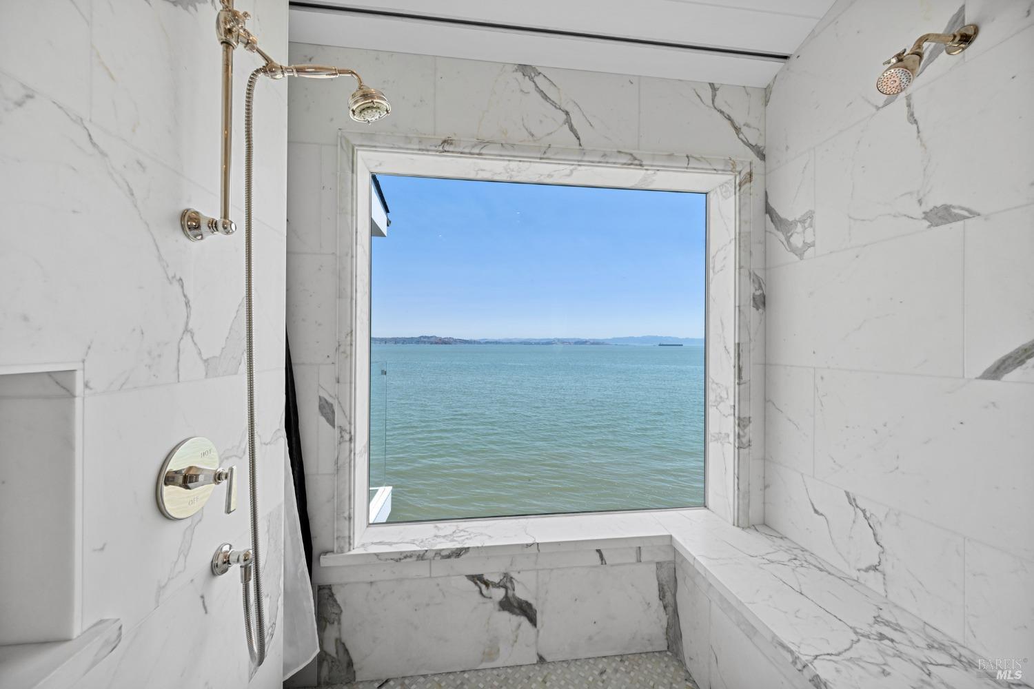 Detail Gallery Image 19 of 35 For 171 Saint Thomas Way, Tiburon,  CA 94920 - 3 Beds | 2/1 Baths