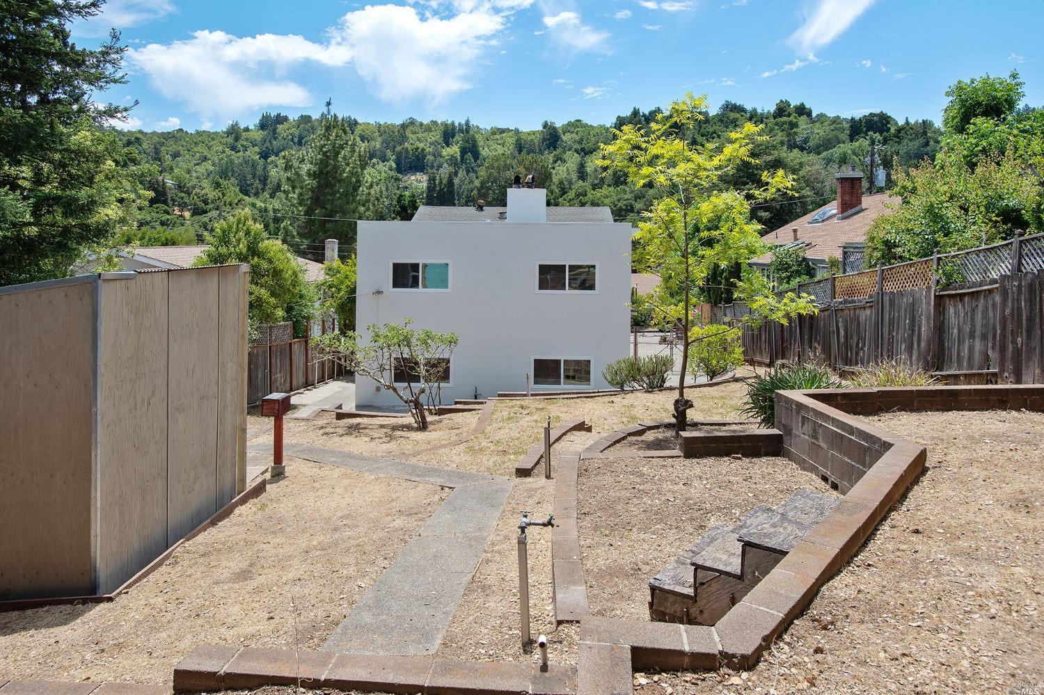 Detail Gallery Image 41 of 45 For 22 Alexander Ave, San Rafael,  CA 94901 - 4 Beds | 2 Baths