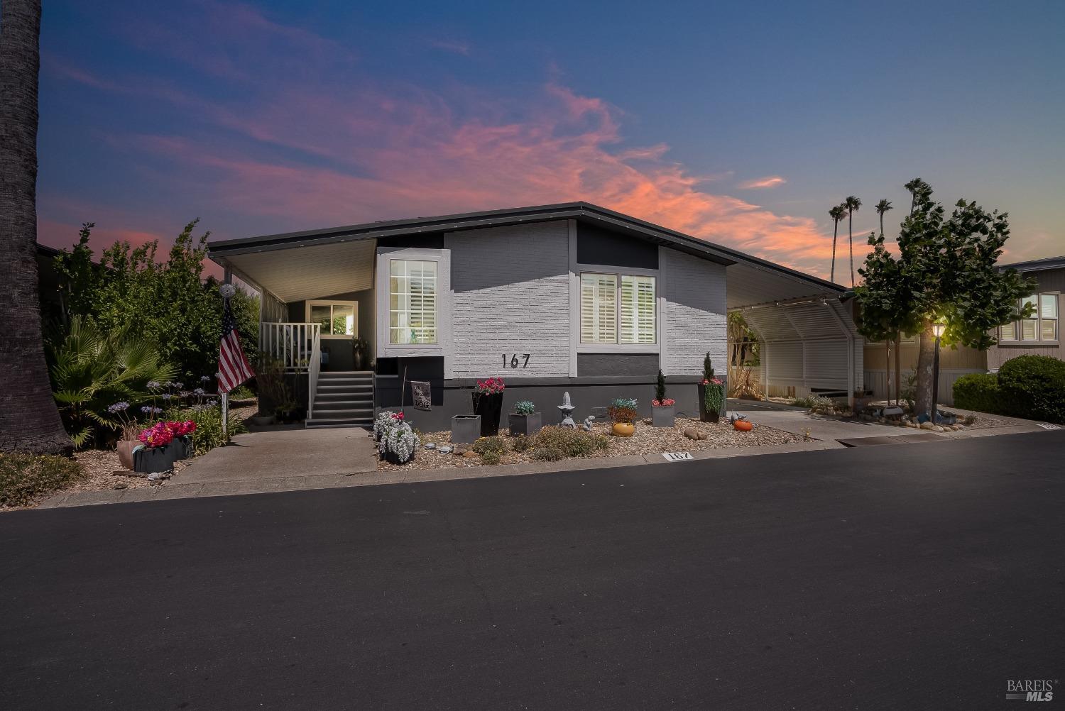 Detail Gallery Image 1 of 1 For 300 E H St 167, Benicia,  CA 94510 - 2 Beds | 2 Baths