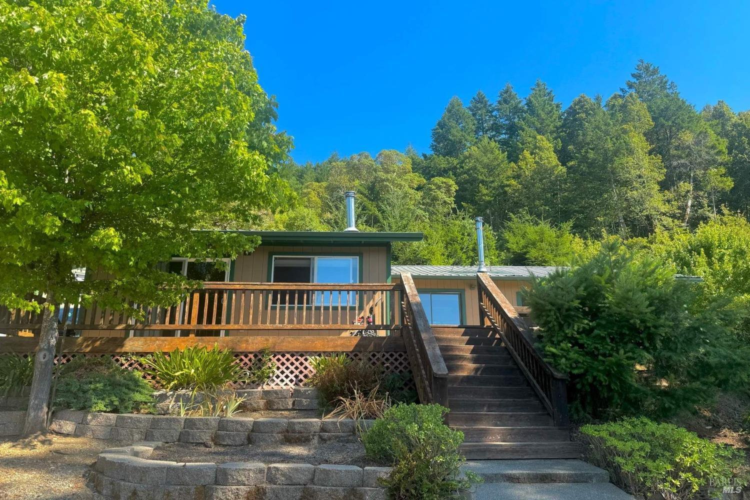 Detail Gallery Image 1 of 1 For 4950 Wilder Ridge Rd, Honeydew,  CA 95545 - 2 Beds | 2 Baths