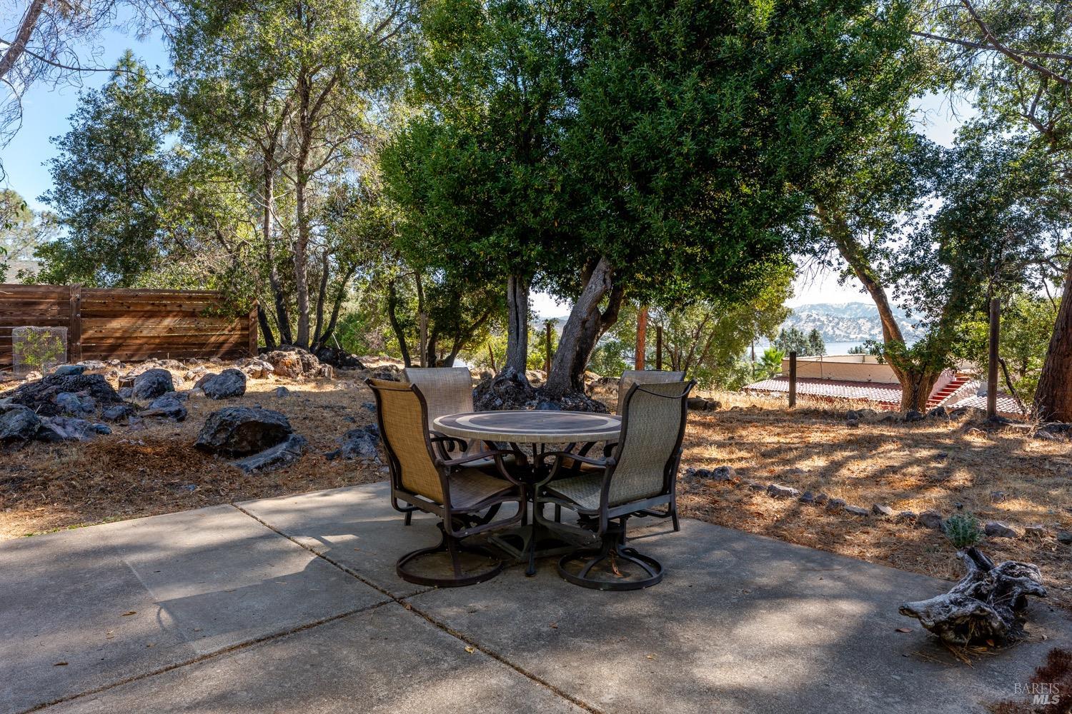 Detail Gallery Image 22 of 25 For 10375 Edgewater Dr, Kelseyville,  CA 95451 - 2 Beds | 2 Baths