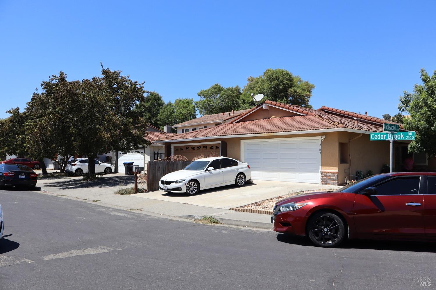 Detail Gallery Image 1 of 22 For 2100 Cedarbrook Dr, Fairfield,  CA 94534 - 3 Beds | 1 Baths