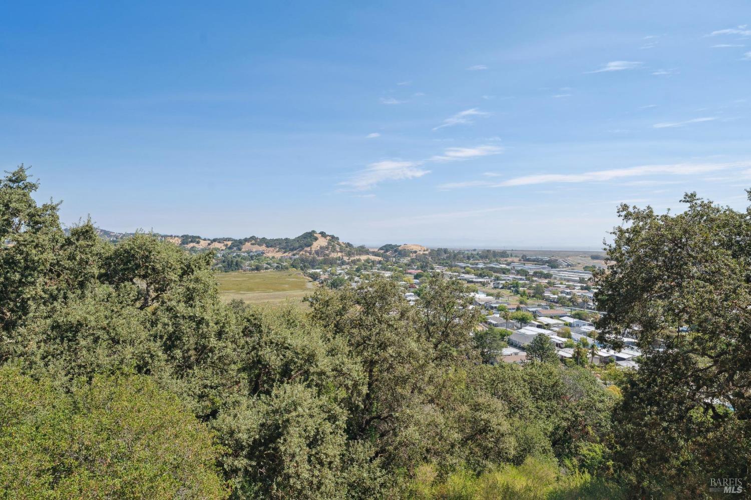 Detail Gallery Image 17 of 39 For 270 Channing Way #23,  San Rafael,  CA 94903 - 2 Beds | 2 Baths