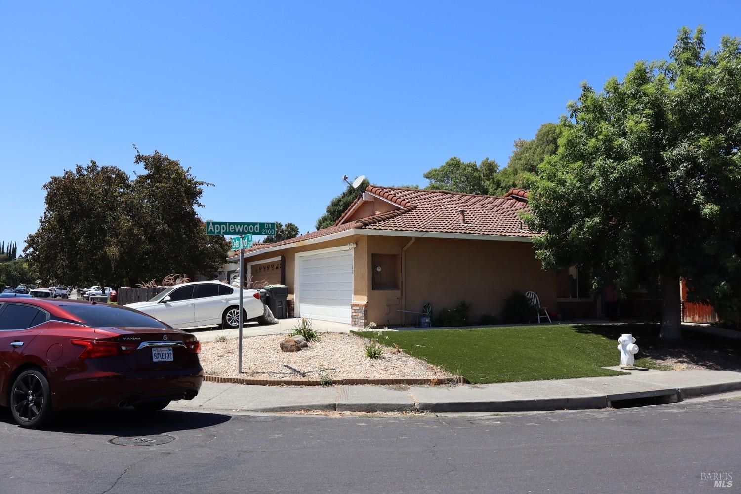 Detail Gallery Image 5 of 22 For 2100 Cedarbrook Dr, Fairfield,  CA 94534 - 3 Beds | 1 Baths