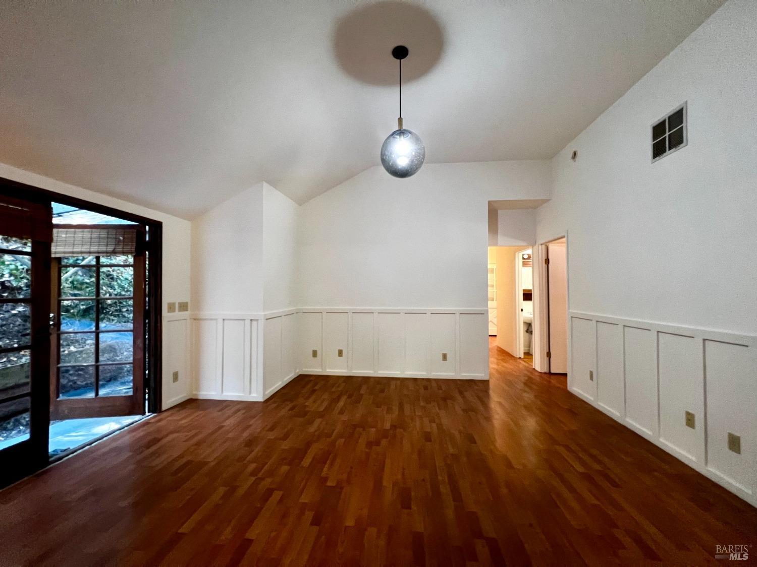 Detail Gallery Image 1 of 1 For 15414 Canyon 3 Rd, Guerneville,  CA 95446 - 2 Beds | 2 Baths