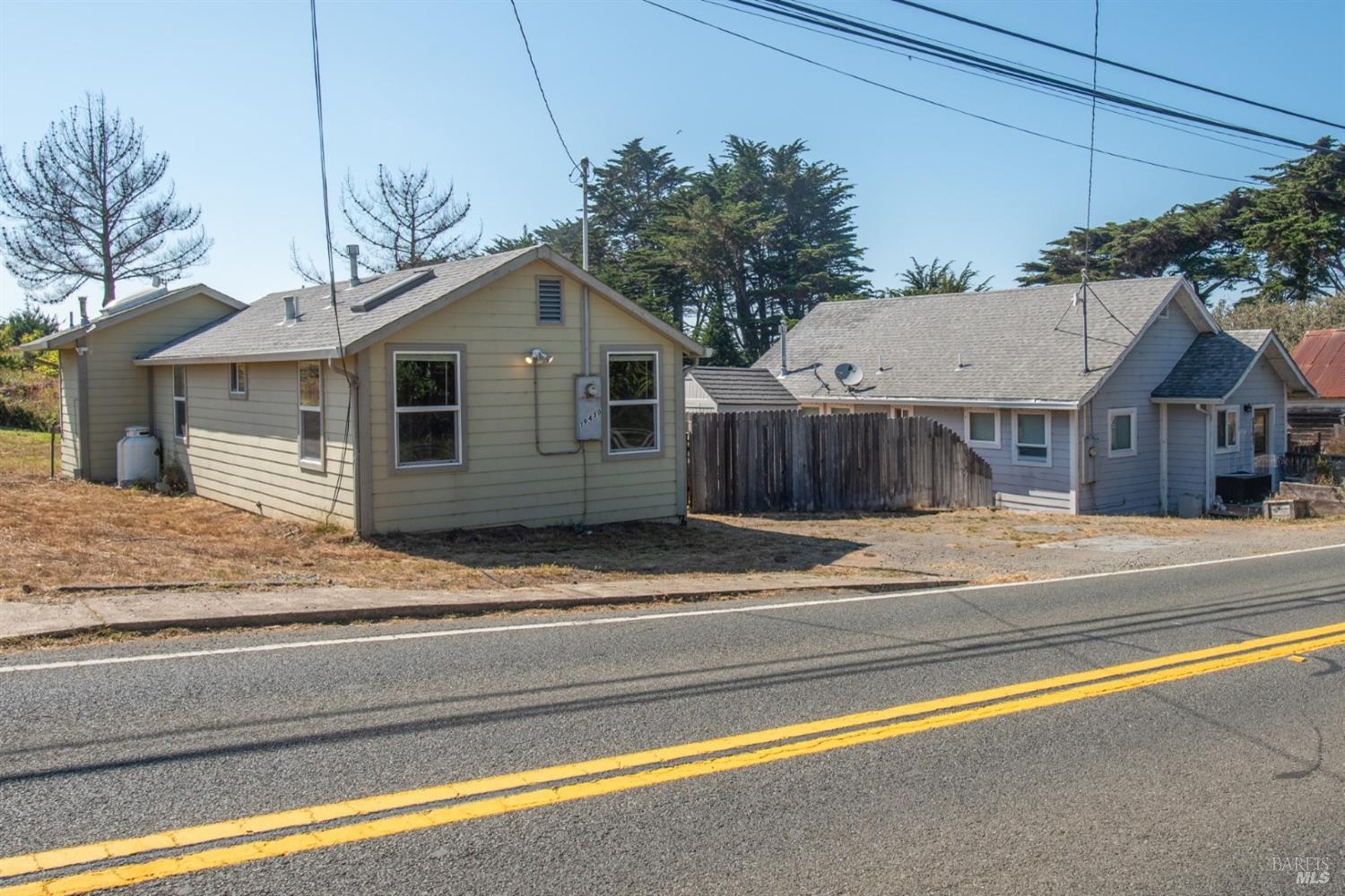 Detail Gallery Image 2 of 37 For 19460 S Highway 1 Unkn, Manchester,  CA 95459 - 2 Beds | 1 Baths