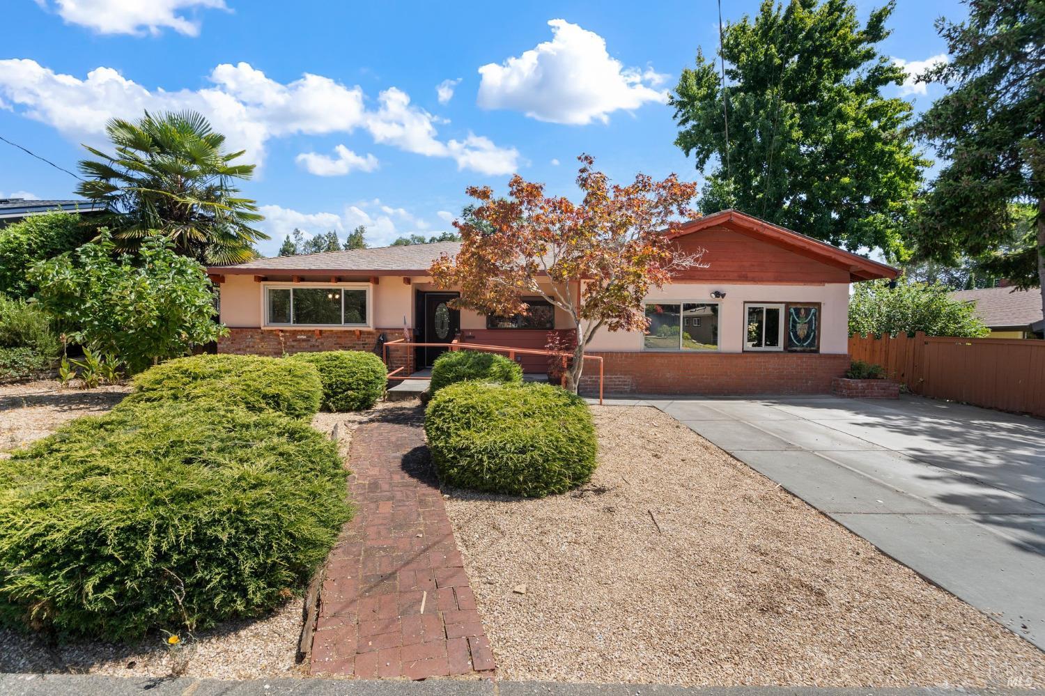 Detail Gallery Image 1 of 1 For 1090 Cambridge St, Novato,  CA 94947 - 4 Beds | 2 Baths