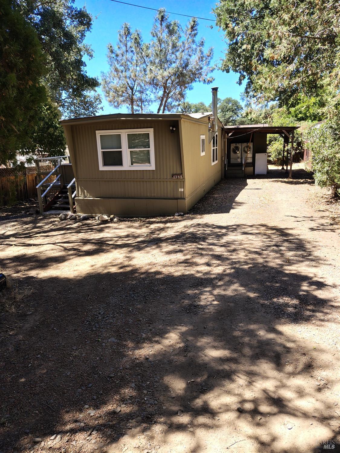 Detail Gallery Image 2 of 25 For 4395 Lasky Ave, Clearlake,  CA 95422 - 2 Beds | 1 Baths