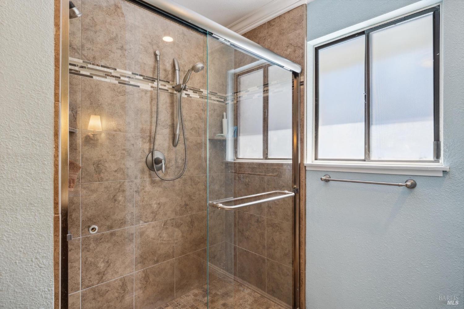 Detail Gallery Image 31 of 56 For 433 Oak Vista Dr, Santa Rosa,  CA 95409 - 2 Beds | 2 Baths