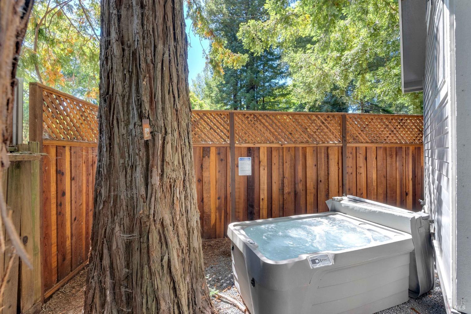 Detail Gallery Image 15 of 34 For 14755 Armstrong Woods Rd 5, Guerneville,  CA 95446 - 1 Beds | 1 Baths