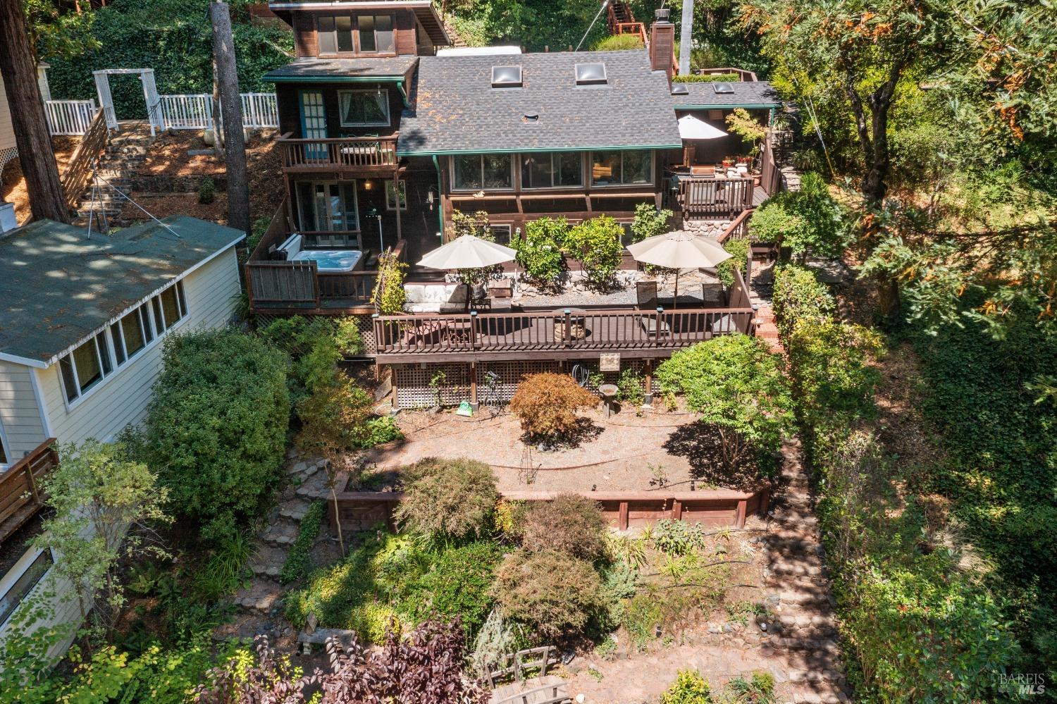 Detail Gallery Image 30 of 34 For 17815 Old Monte Rio Rd, Guerneville,  CA 95446 - 2 Beds | 1/1 Baths