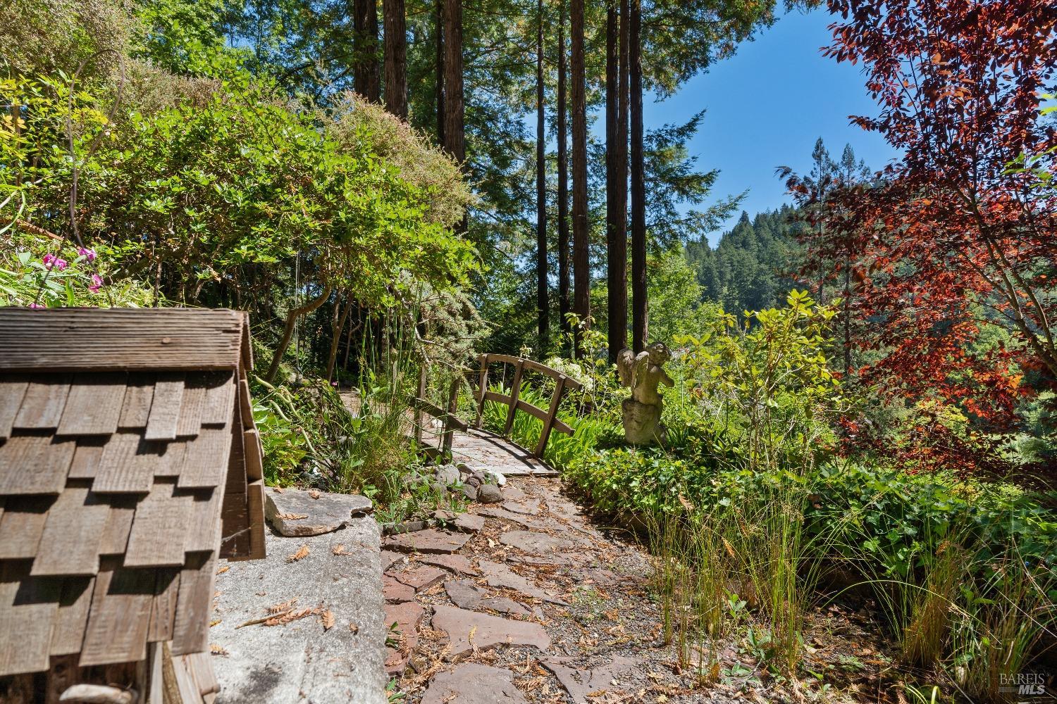 Detail Gallery Image 24 of 34 For 17815 Old Monte Rio Rd, Guerneville,  CA 95446 - 2 Beds | 1/1 Baths