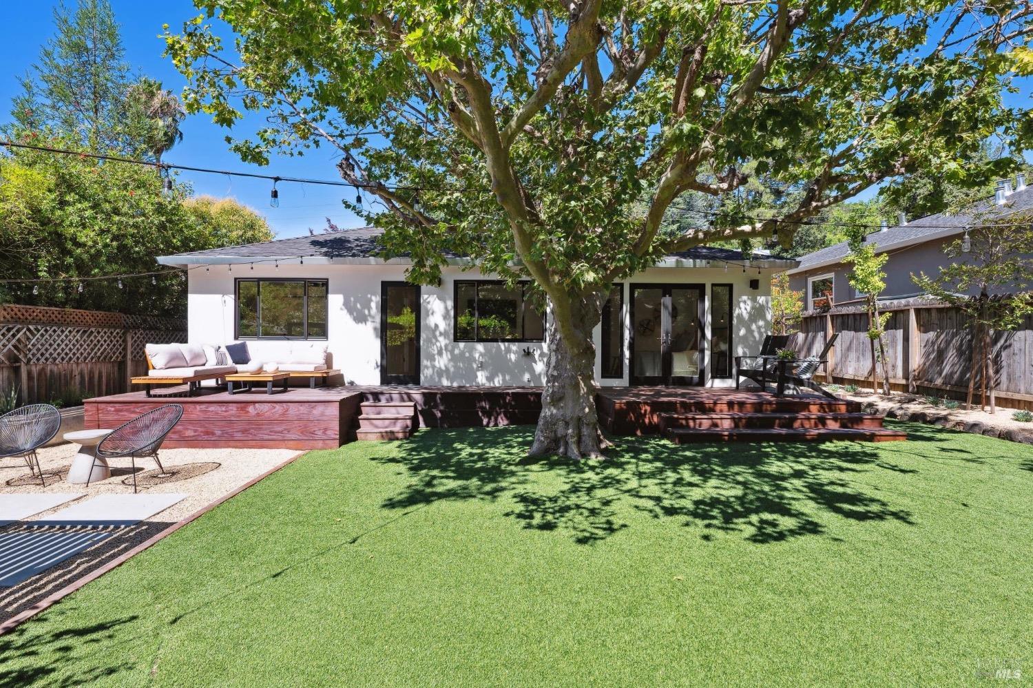 Detail Gallery Image 37 of 67 For 4 Monterey Ave, San Anselmo,  CA 94960 - 3 Beds | 2 Baths