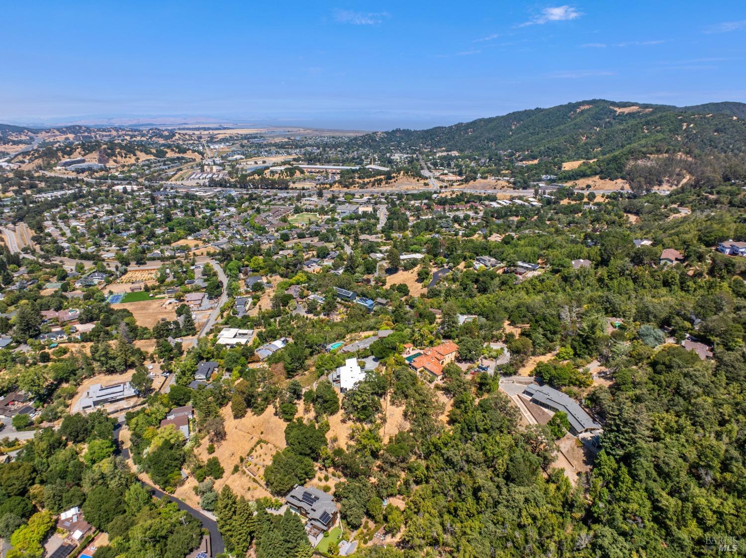 Detail Gallery Image 36 of 38 For 62 Ranch Rd, San Rafael,  CA 94903 - 3 Beds | 2/1 Baths