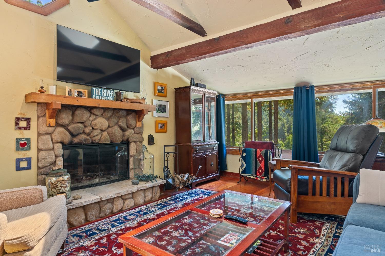 Detail Gallery Image 13 of 34 For 17815 Old Monte Rio Rd, Guerneville,  CA 95446 - 2 Beds | 1/1 Baths