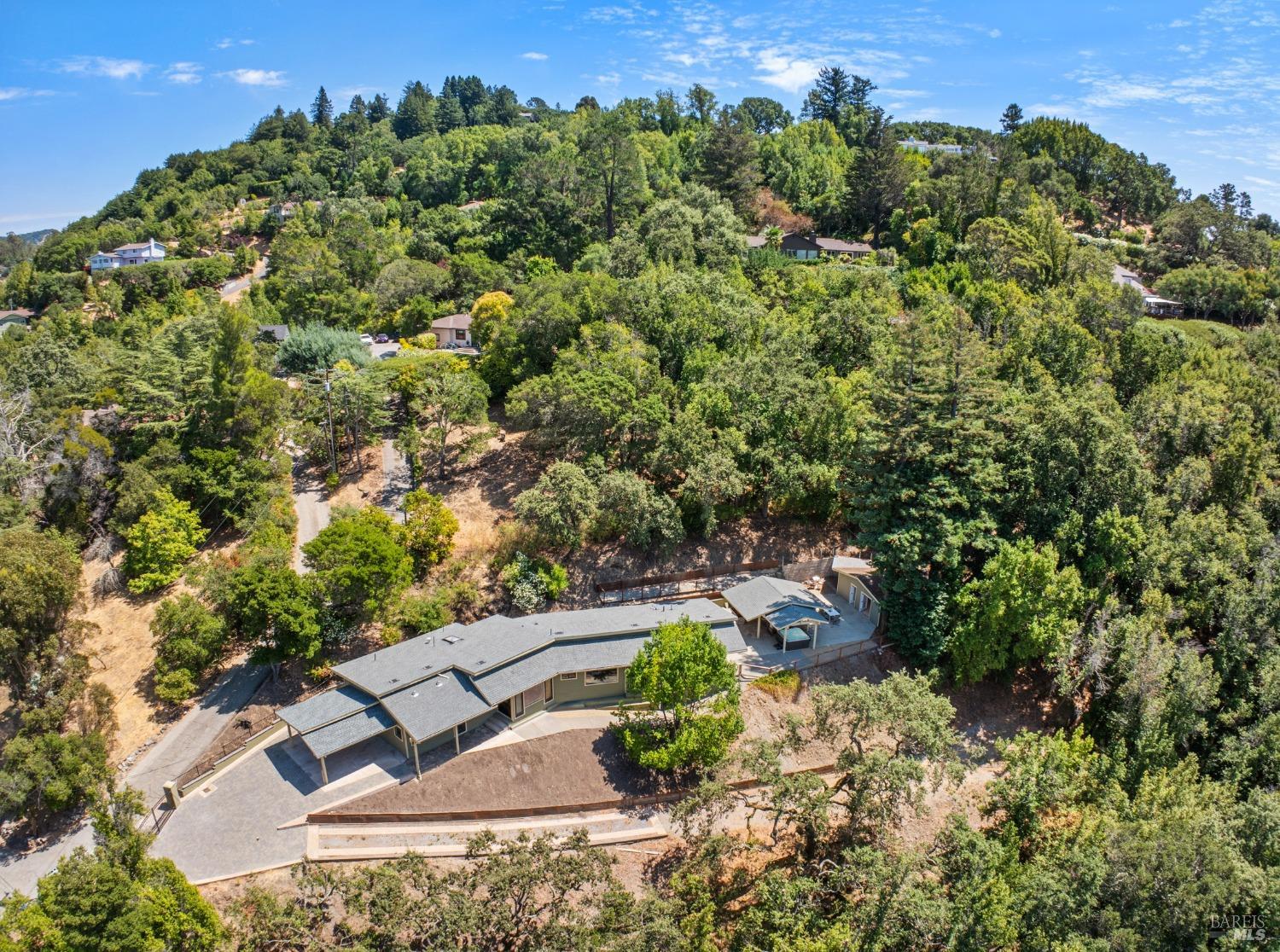 Detail Gallery Image 1 of 38 For 62 Ranch Rd, San Rafael,  CA 94903 - 3 Beds | 2/1 Baths