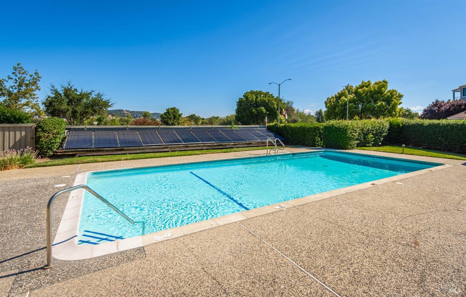 Detail Gallery Image 32 of 35 For 70 Scottsdale Way, Novato,  CA 94947 - 2 Beds | 1/1 Baths