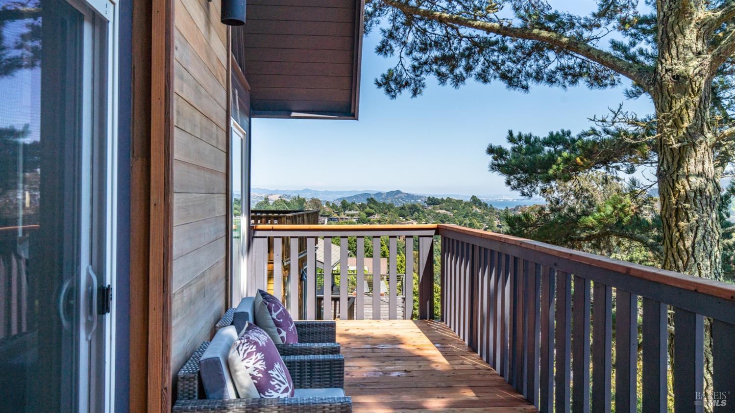 Detail Gallery Image 30 of 43 For 1212 Lattie Ln, Mill Valley,  CA 94941 - 3 Beds | 2 Baths