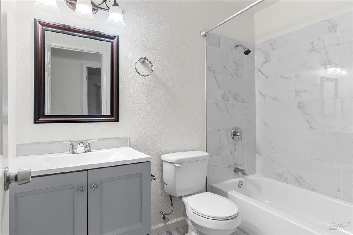 Detail Gallery Image 17 of 50 For 113 Remington Ct, Vallejo,  CA 94590 - 4 Beds | 2 Baths