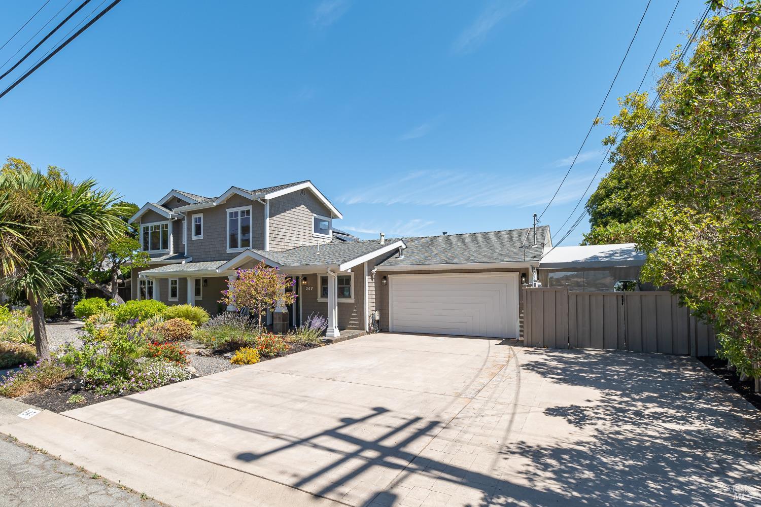 Detail Gallery Image 47 of 59 For 247 Reed Blvd, Mill Valley,  CA 94941 - 5 Beds | 4/1 Baths