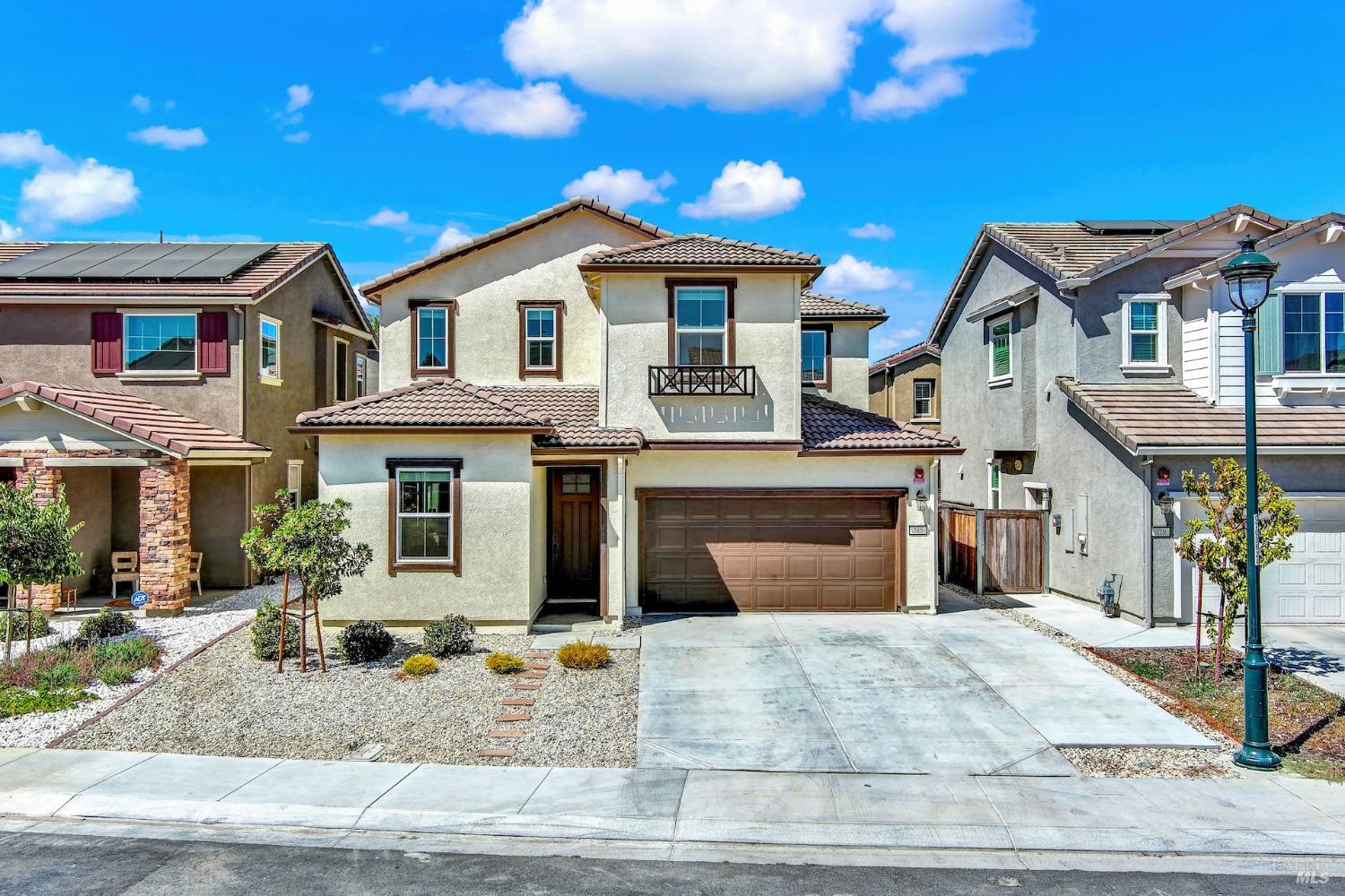 Detail Gallery Image 1 of 1 For 785 Apricot Cir, Vacaville,  CA 95688 - 4 Beds | 3/1 Baths