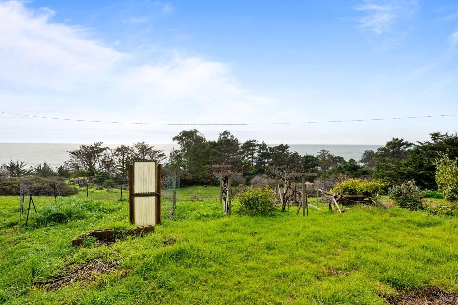 Detail Gallery Image 59 of 61 For 46975 Collins Landing Rd, Gualala,  CA 95445 - 4 Beds | 2 Baths