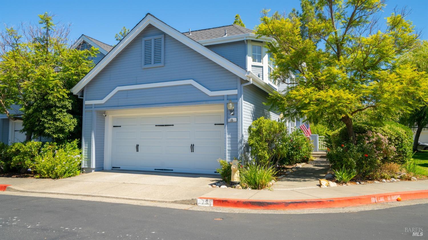 Detail Gallery Image 1 of 1 For 75 Mariners Cir, San Rafael,  CA 94903 - 3 Beds | 3 Baths