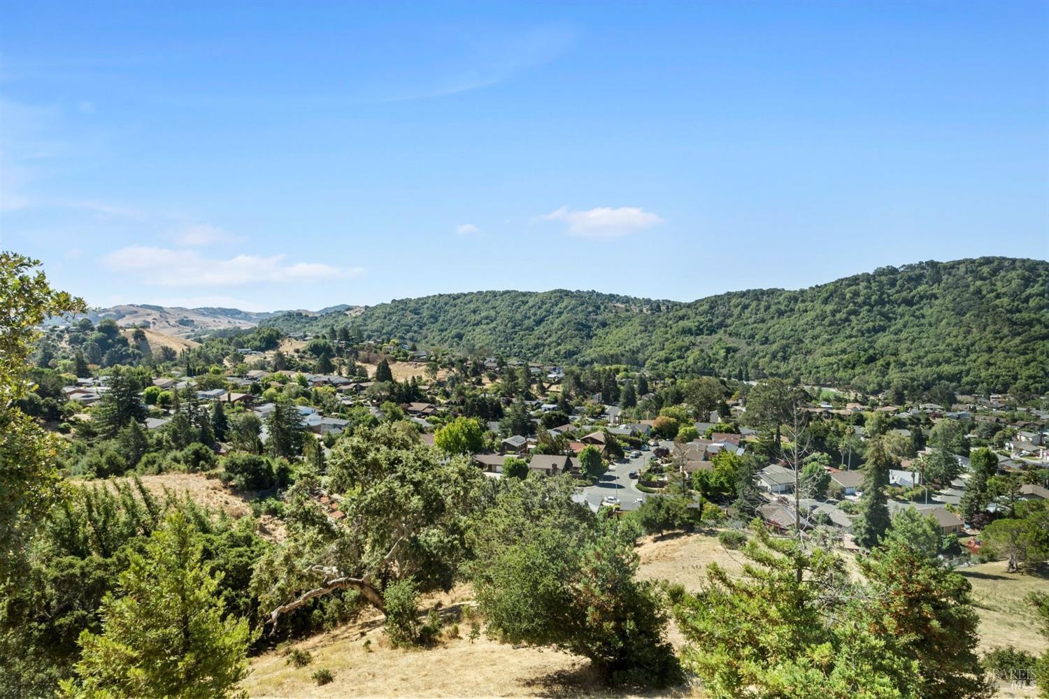 Detail Gallery Image 45 of 52 For 2757 Silverado Dr, Pinole,  CA 94564 - 4 Beds | 3/1 Baths